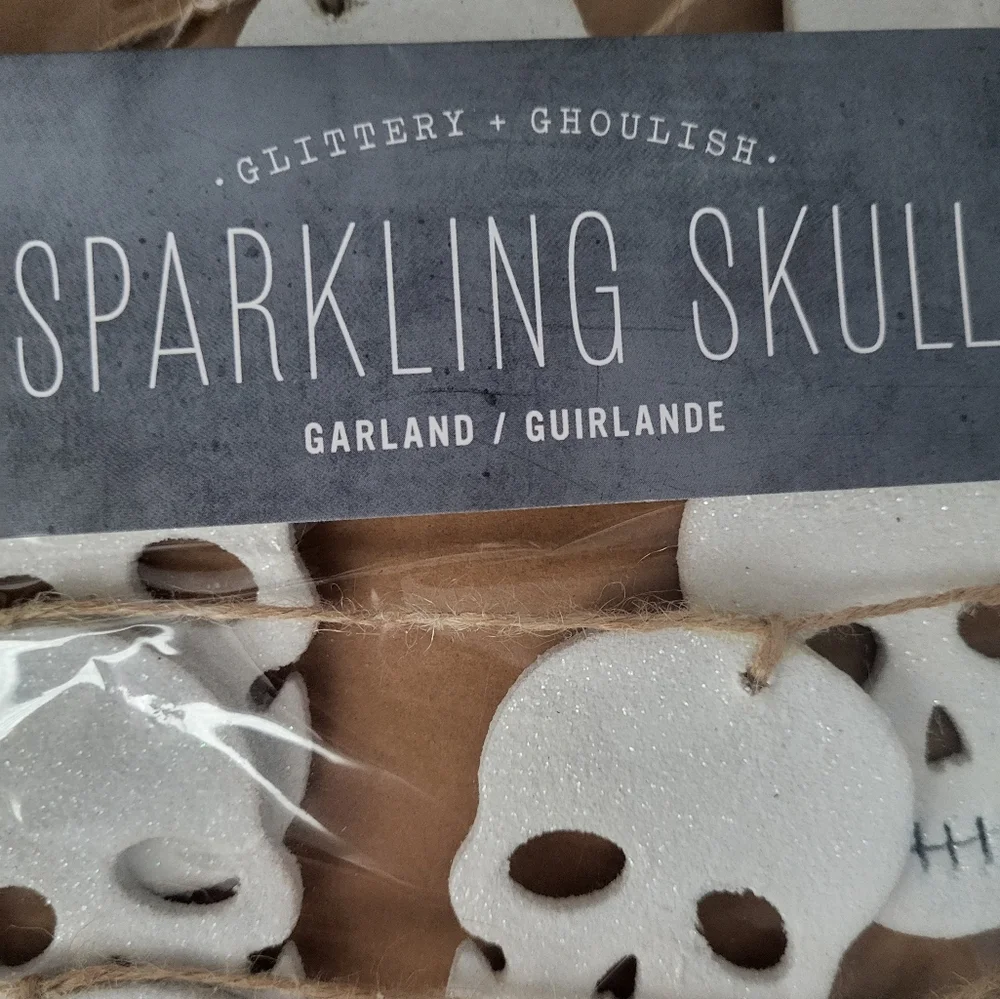 Glitter Skull Garland - set of 2